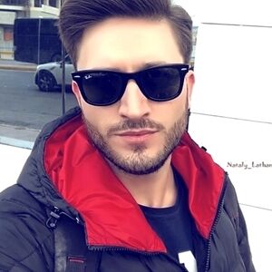 Ray Ban (Store Display) Wayfarer Black RB2140